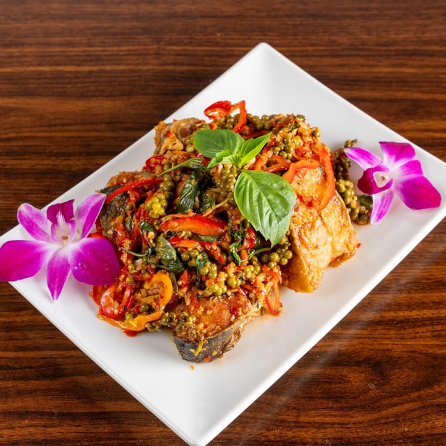 Pad Ped Pla Duk (Catfish Stir Fried).