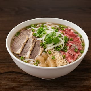 Steak, Brisket, Tendon, Flank, Tripe Noodle Soup